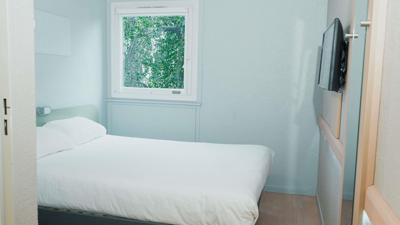 Photo of Bedroom in Thonon-les-Bains