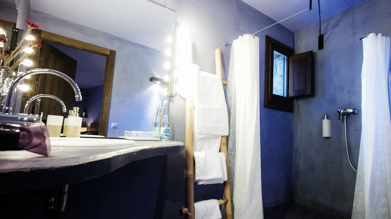 Photo of Bathroom in San Lorenzo de Morunys