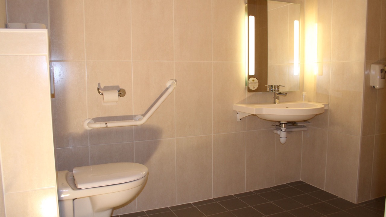 Photo of Bathroom in Alixan