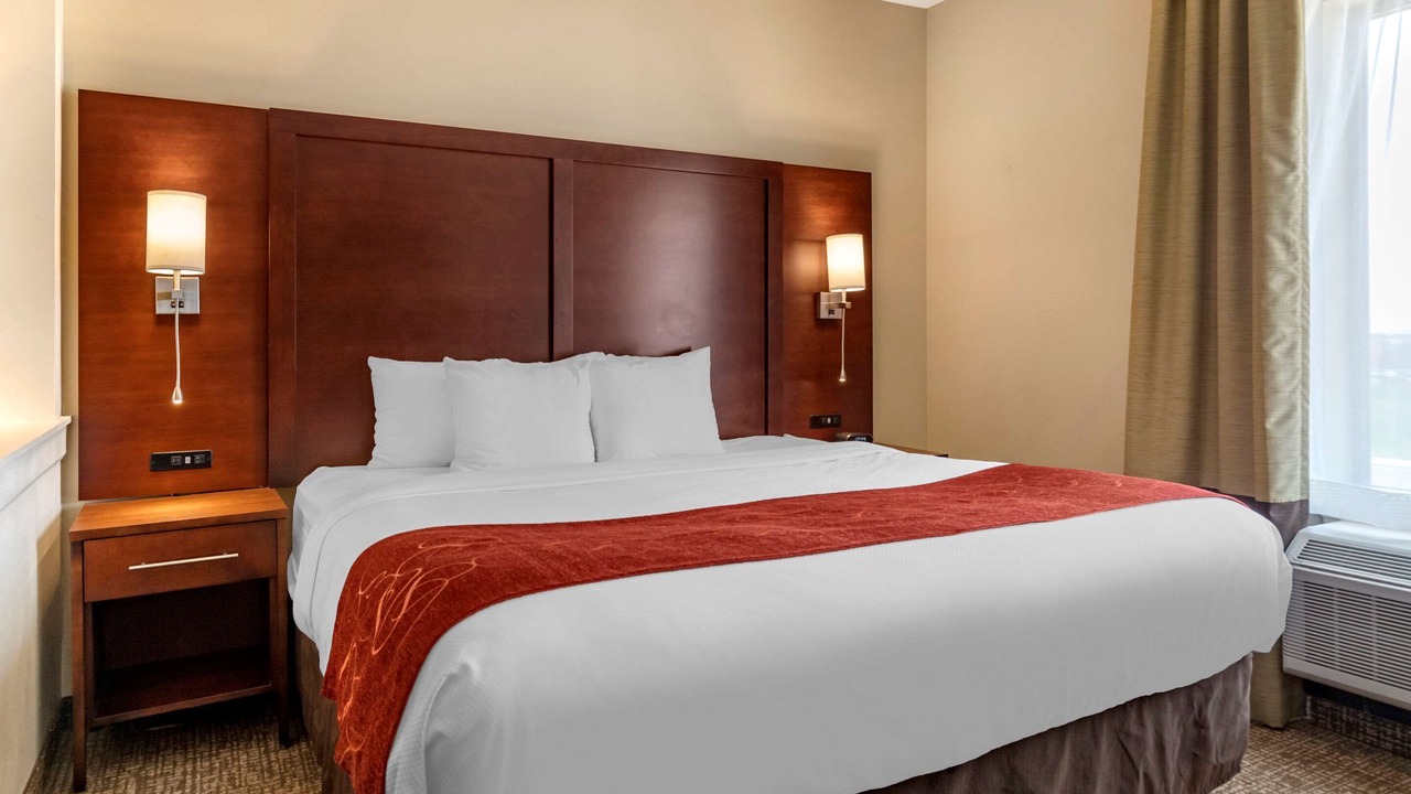 Photo of Bedroom in Kyle