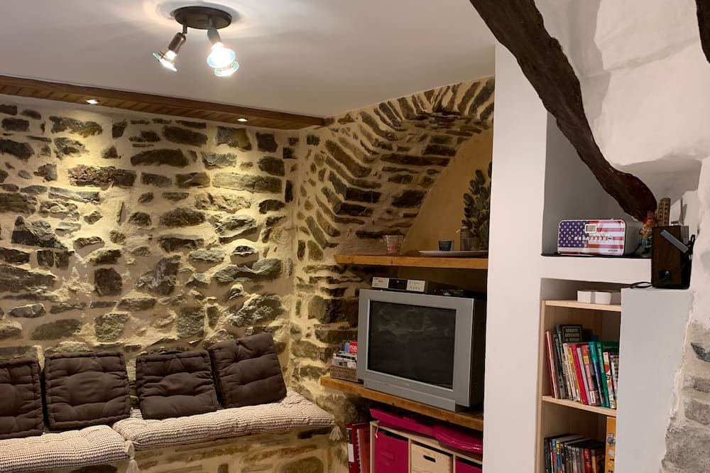 Photo of Livingroom in Labastide-en-Val