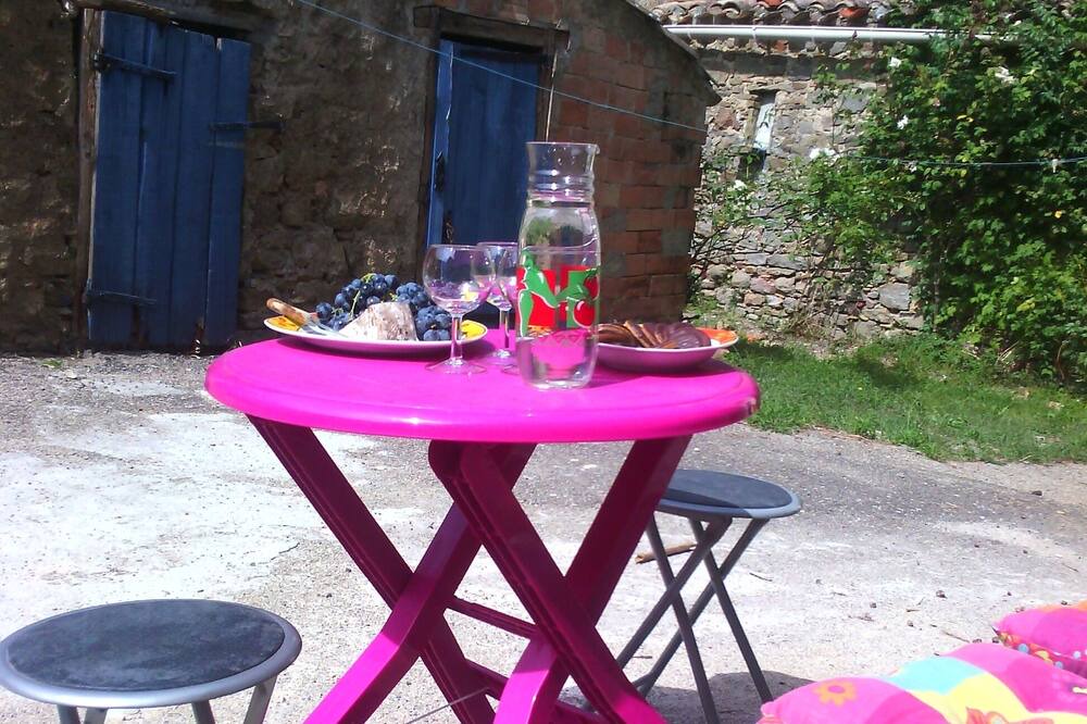 Photo of Patio Balcony in Labastide-en-Val