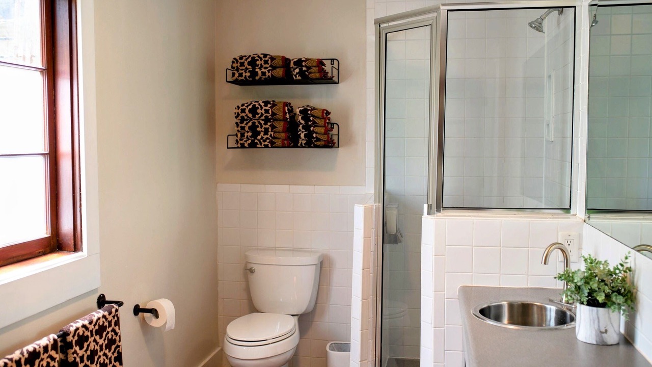 Photo of Bathroom in North University