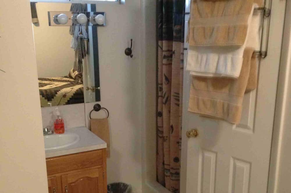Photo of Bathroom in West Yellowstone