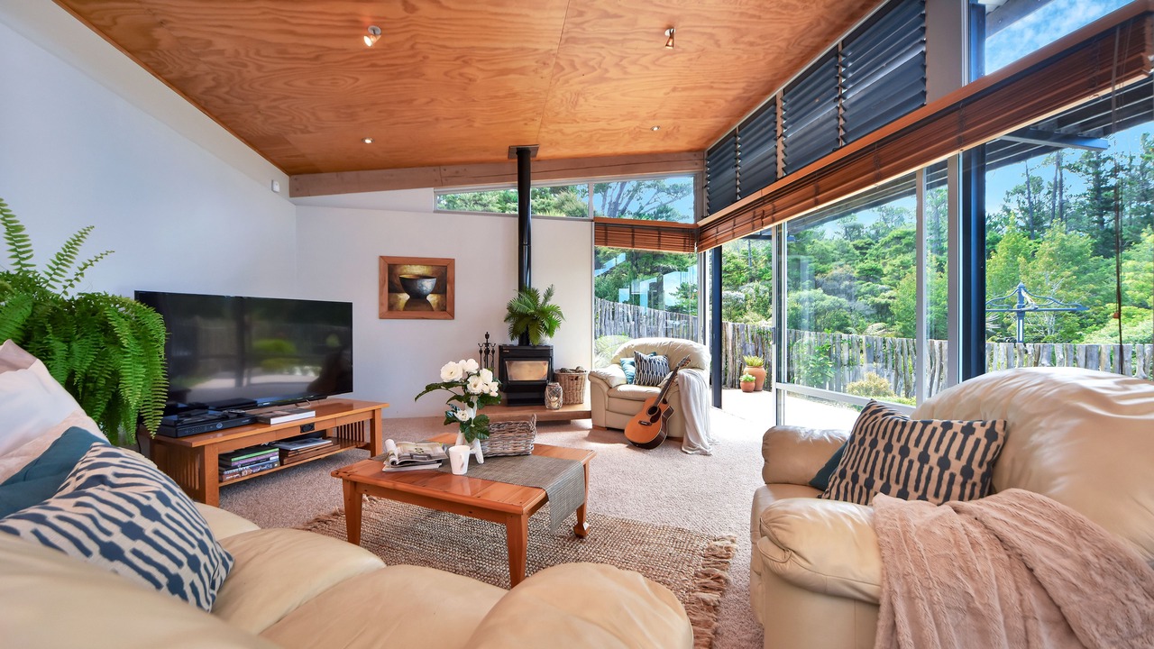 Photo of Others in Paremoremo