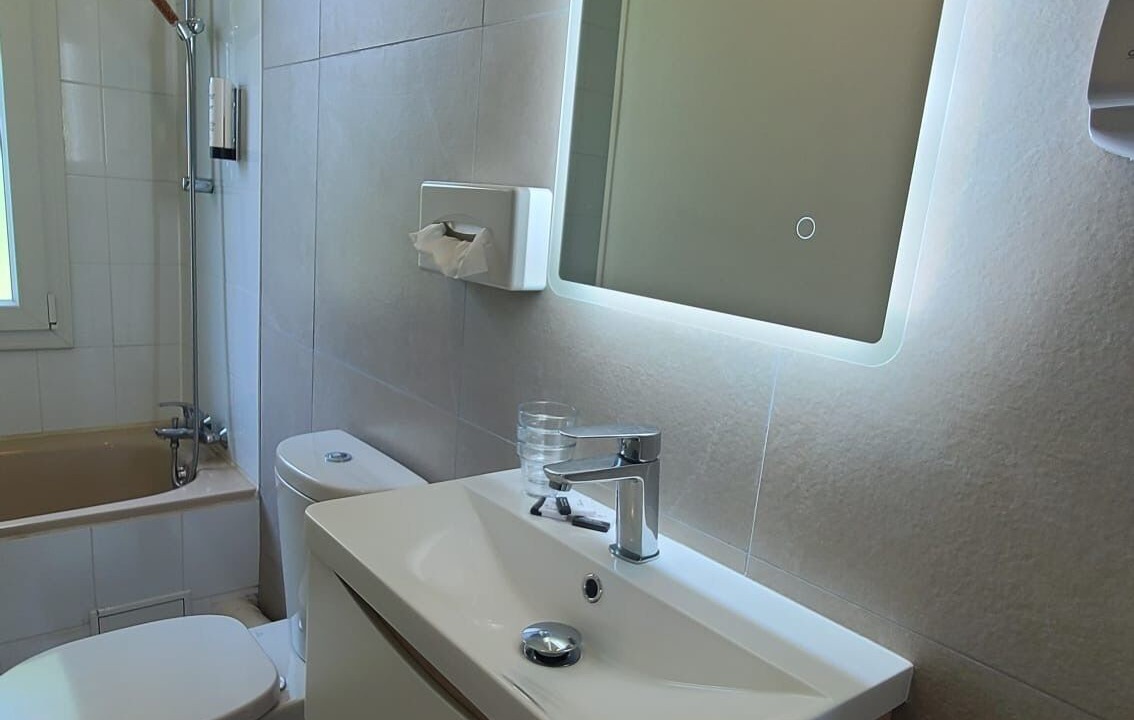 Photo of Bathroom in Gouvieux