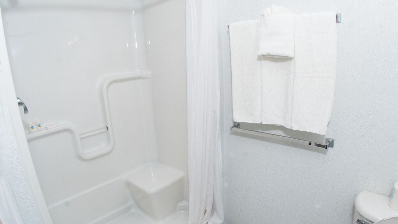 Photo of Bathroom in Dauphin