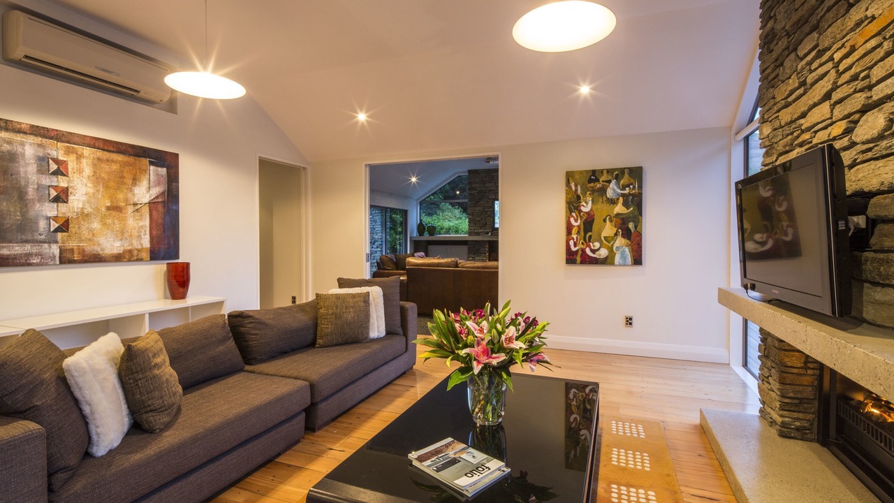 Photo of Livingroom in Arthur's Point