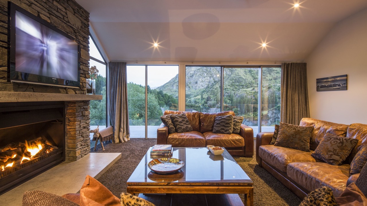 Photo of Livingroom in Arthur's Point