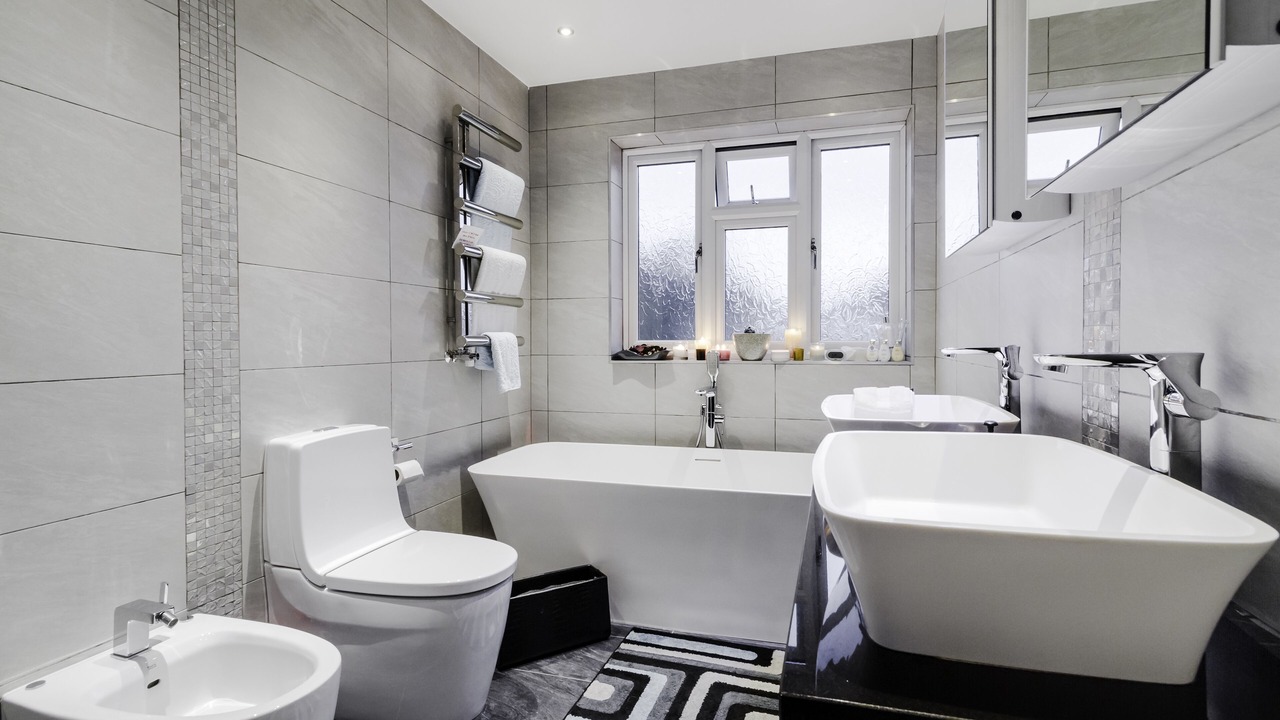 Photo of Bathroom in Southgate