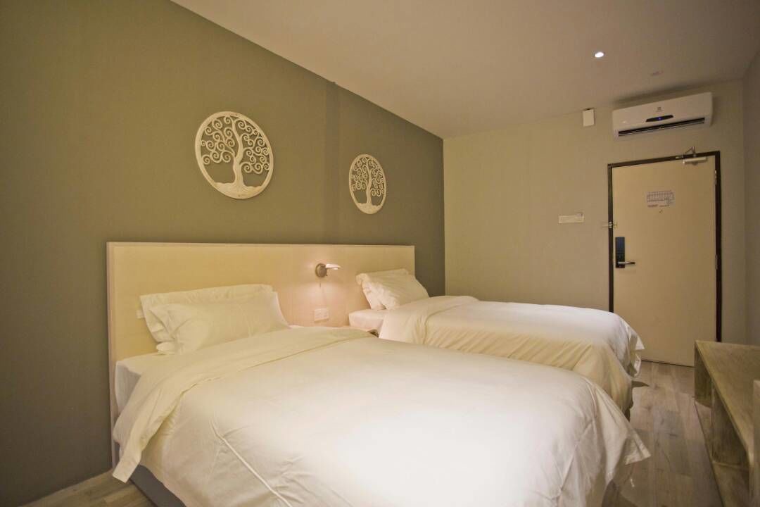 Photo of Others in Gelang Patah