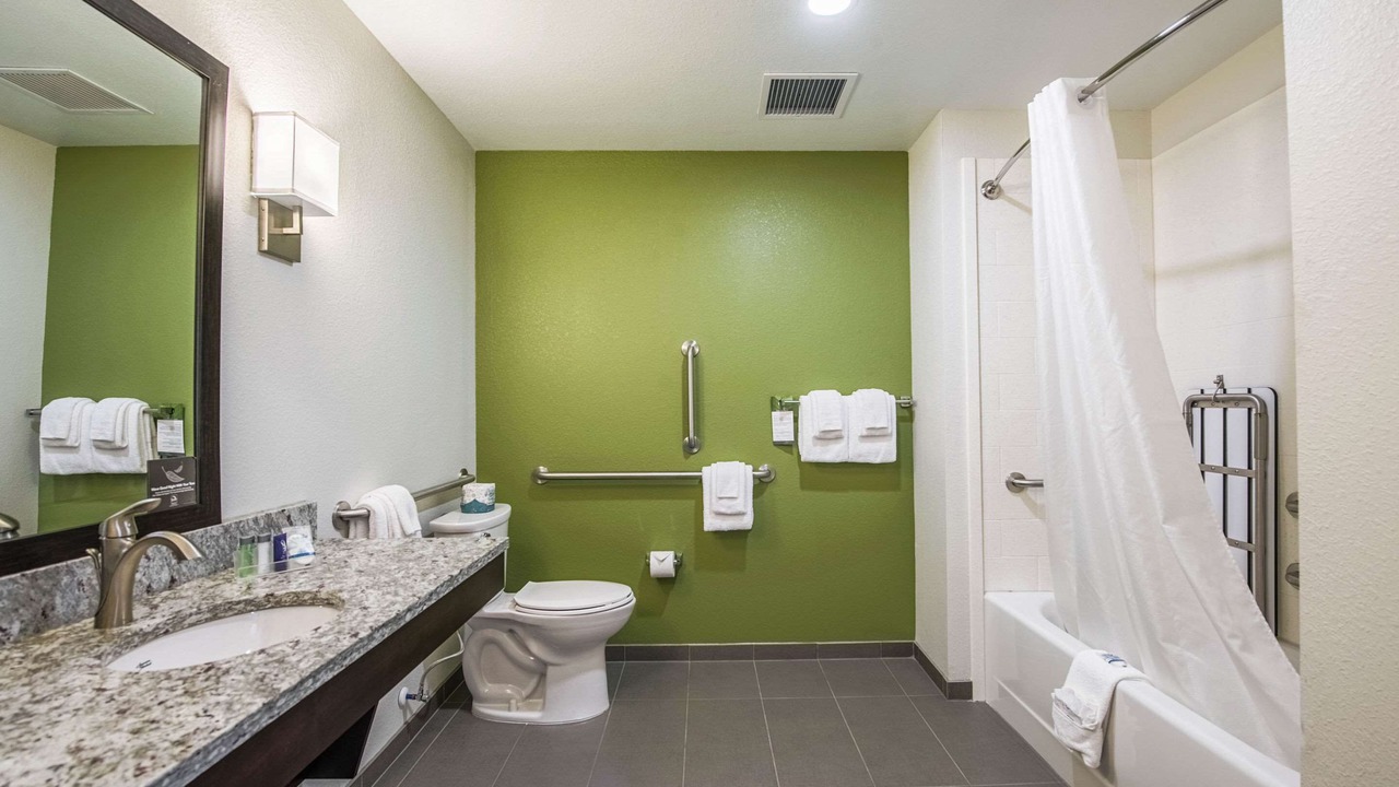 Photo of Bathroom in Galion