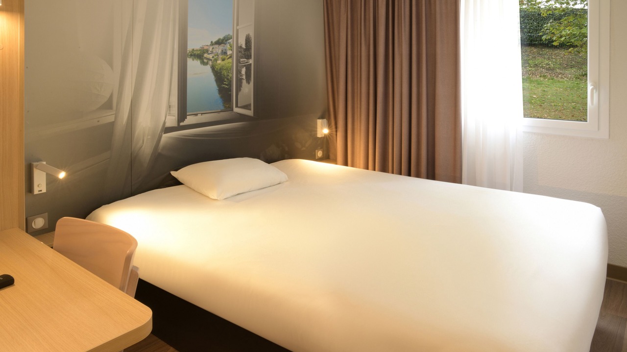 Photo of Bedroom in Champniers