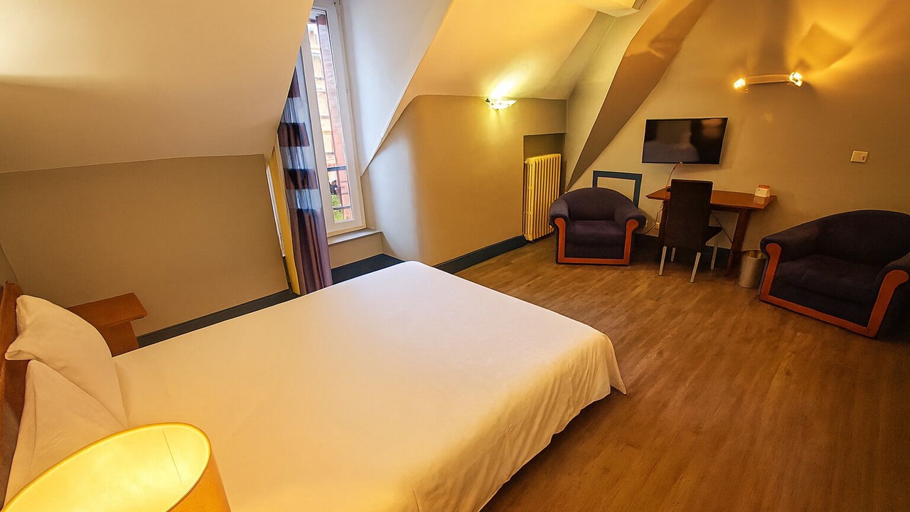 Photo of Bedroom in Cahors