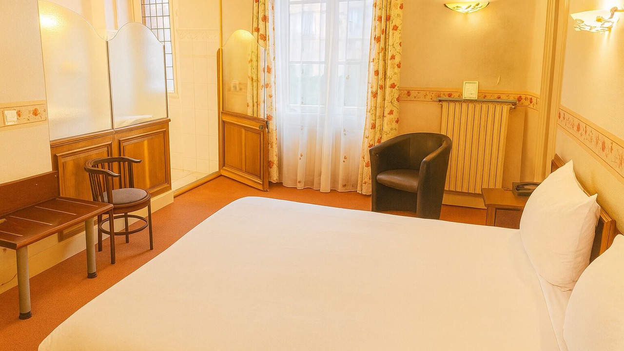 Photo of Bedroom in Cahors