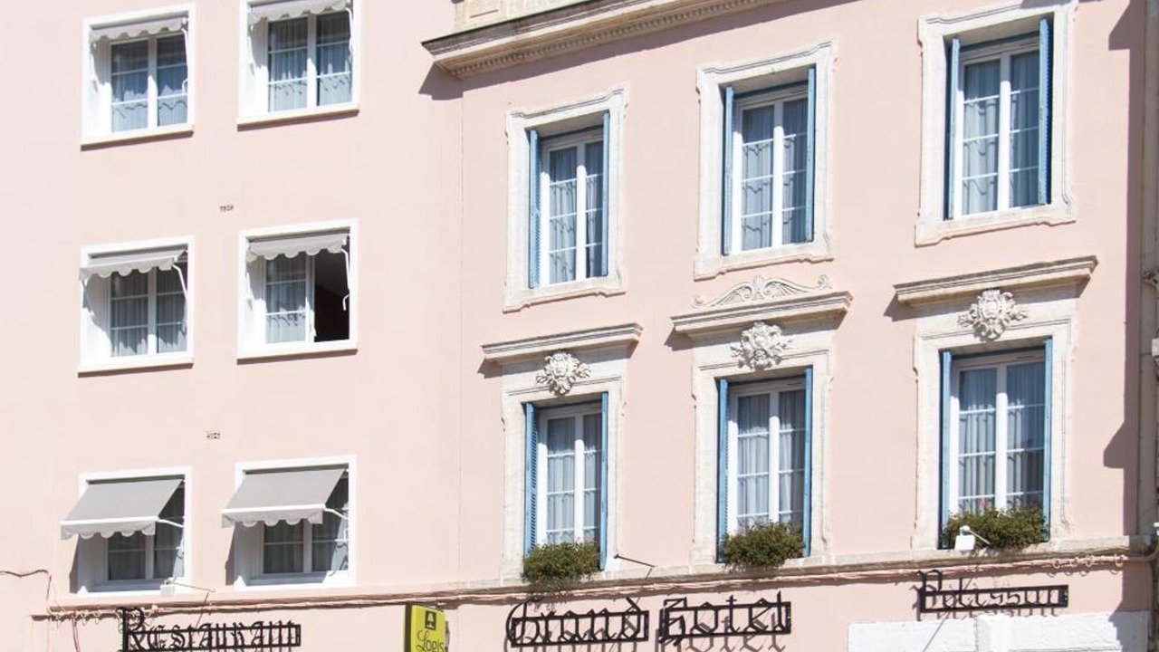 Photo of Outdoor in Nontron