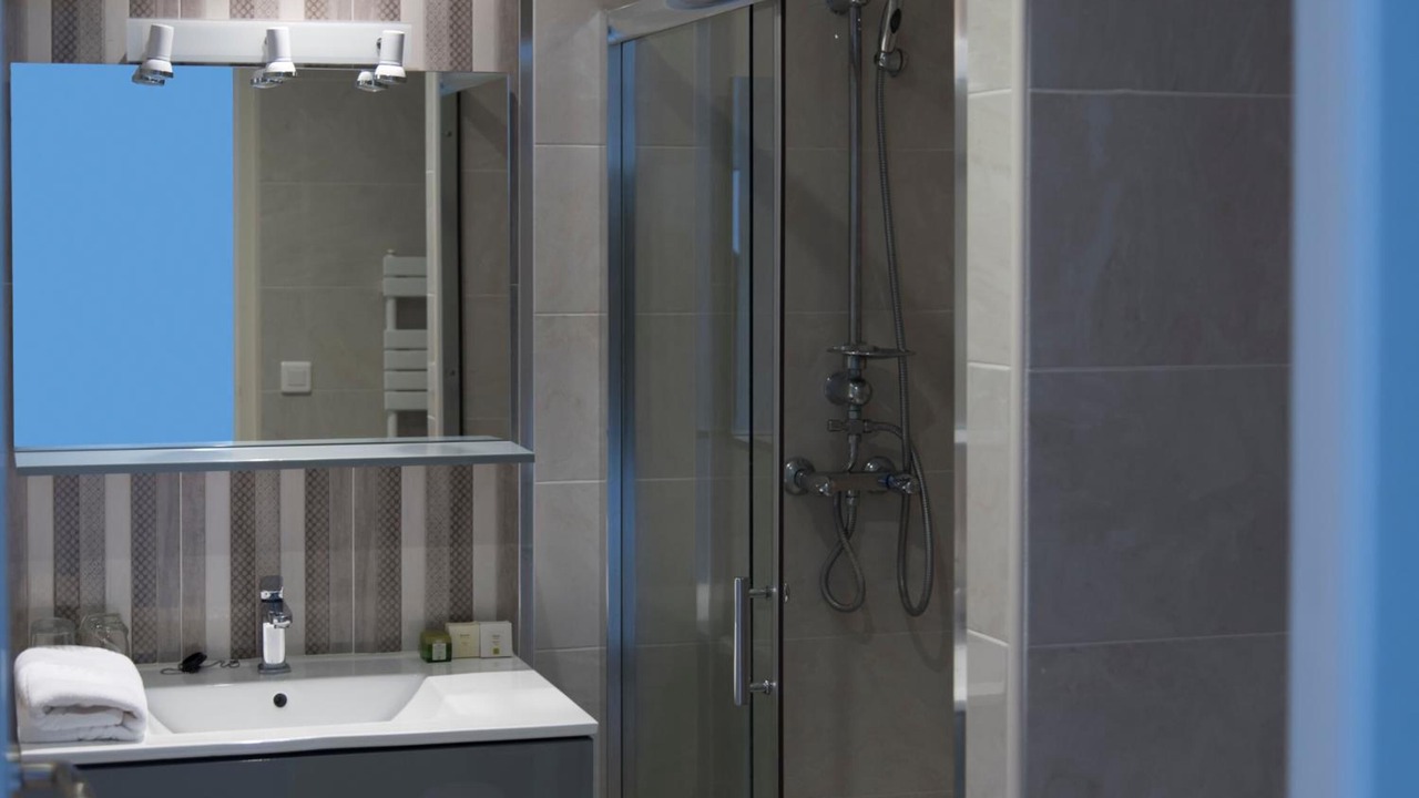 Photo of Others in Nontron