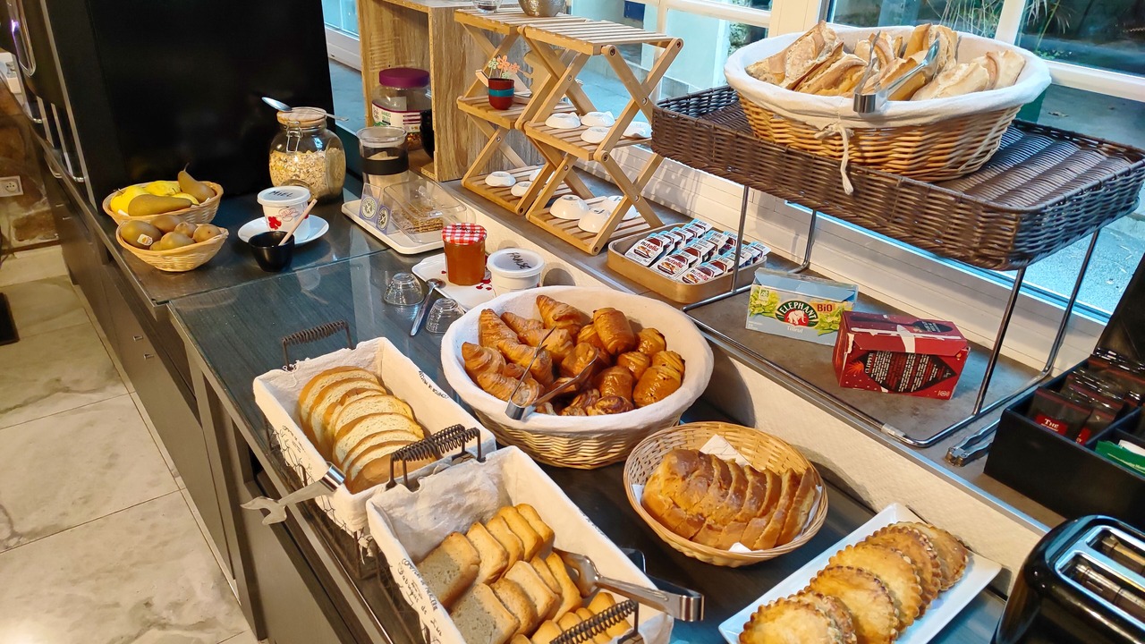 Photo of Others in Nontron