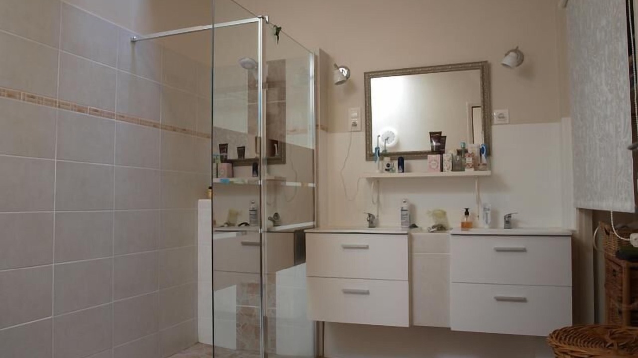 Photo of Bathroom in Maisonnay