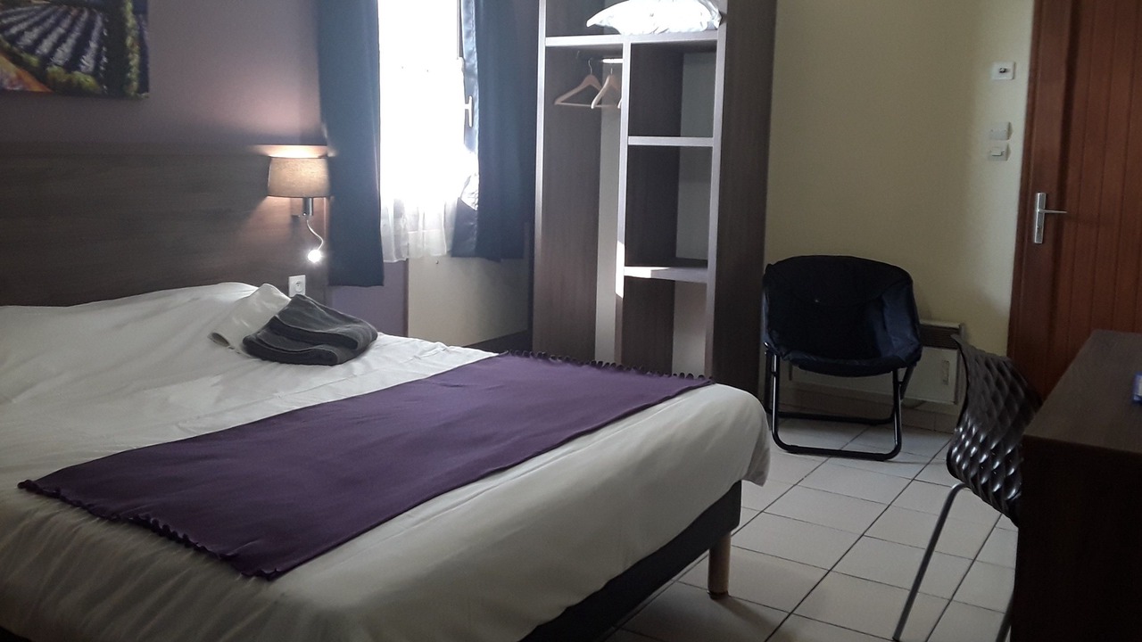 Photo of Bedroom in Maisonnay