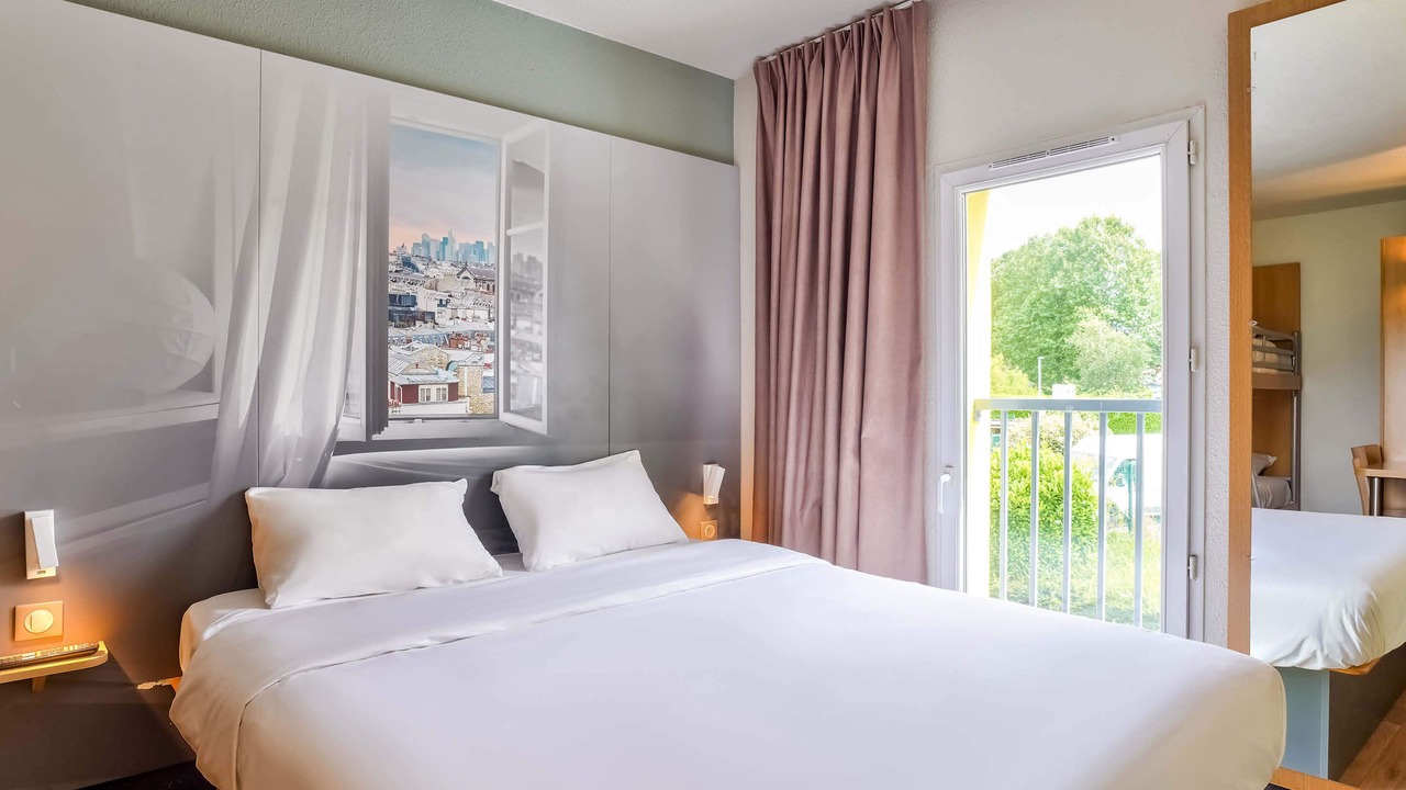 Photo of Bedroom in Saint-Witz