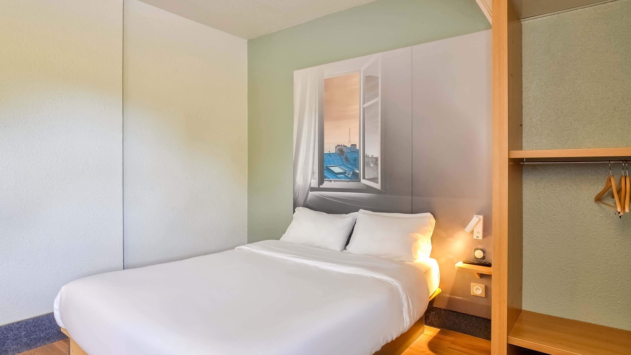 Photo of Bedroom in Saint-Witz