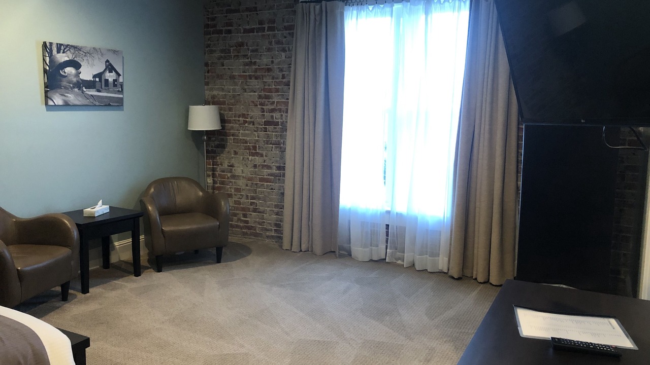 Photo of Bedroom in Bardstown