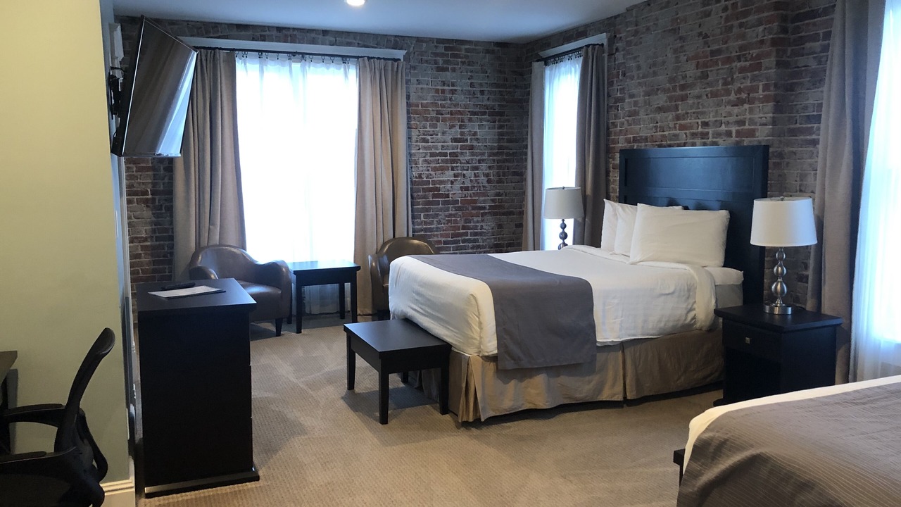 Photo of Bedroom in Bardstown