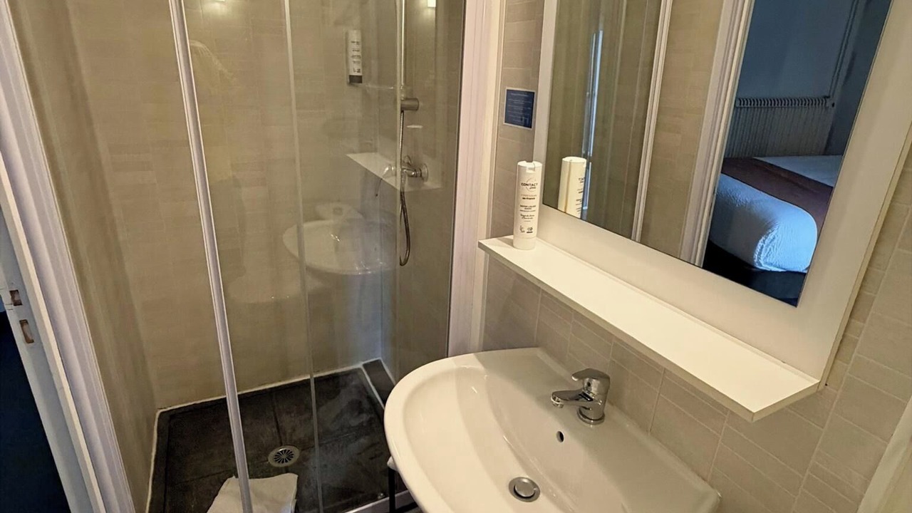 Photo of Bathroom in Villeneuve-sur-Lot