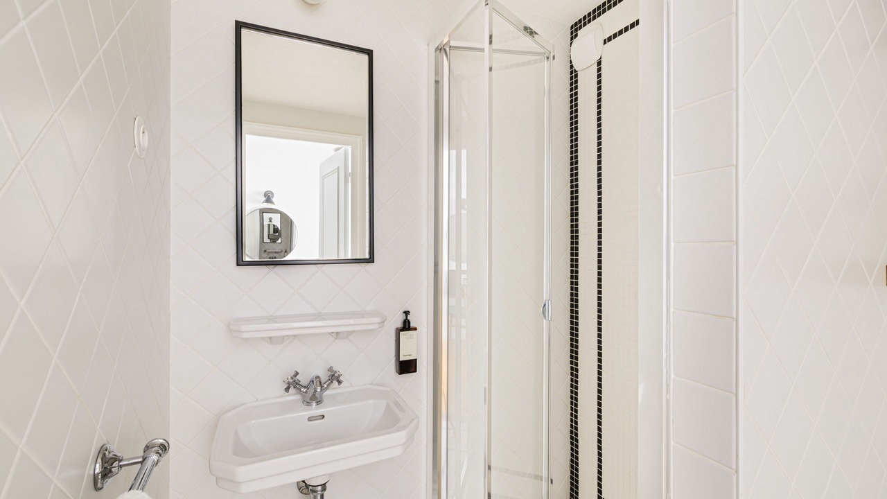 Photo of Bathroom in Batignolles