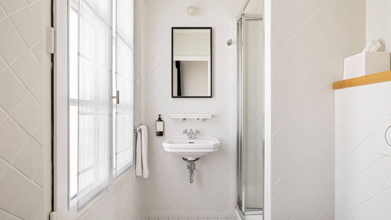 Photo of Bathroom in Batignolles