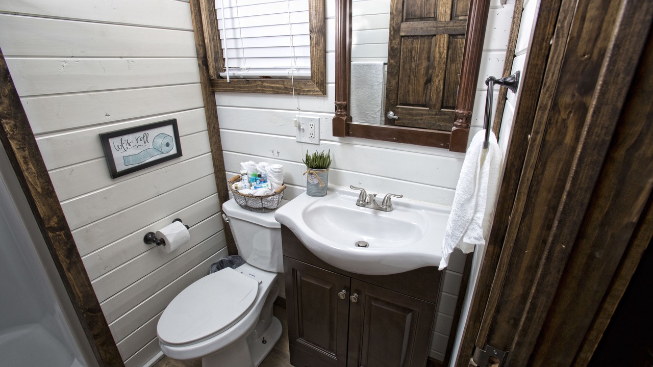 Photo of Bathroom in Monument