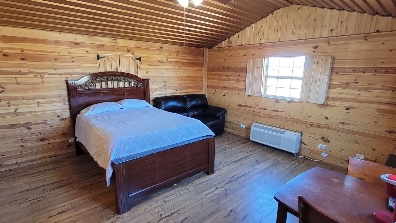 Photo of Bedroom in Monument