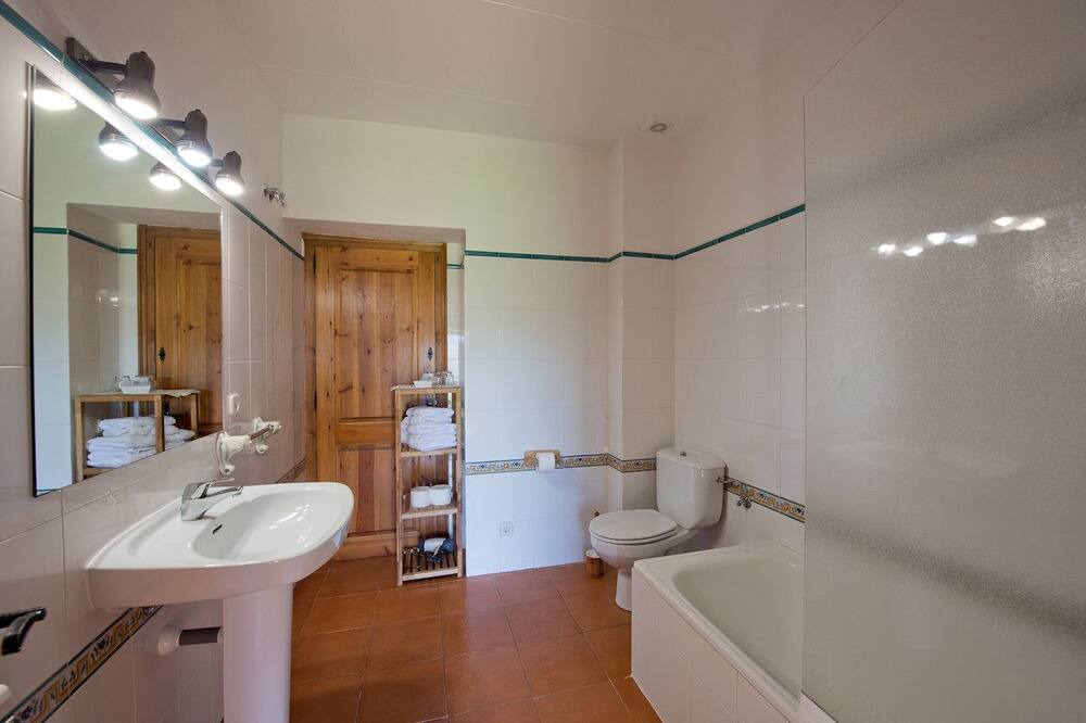 Photo of Bathroom in Joanetes