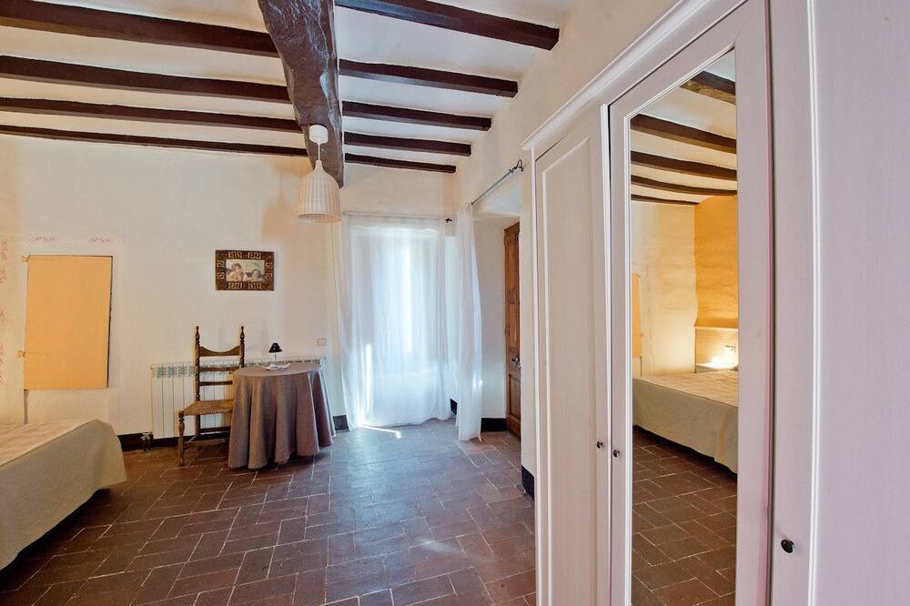 Photo of Bedroom in Joanetes