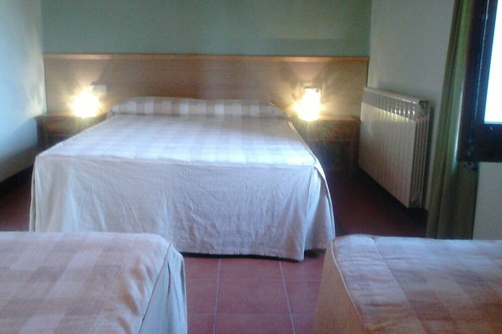 Photo of Bedroom in Joanetes