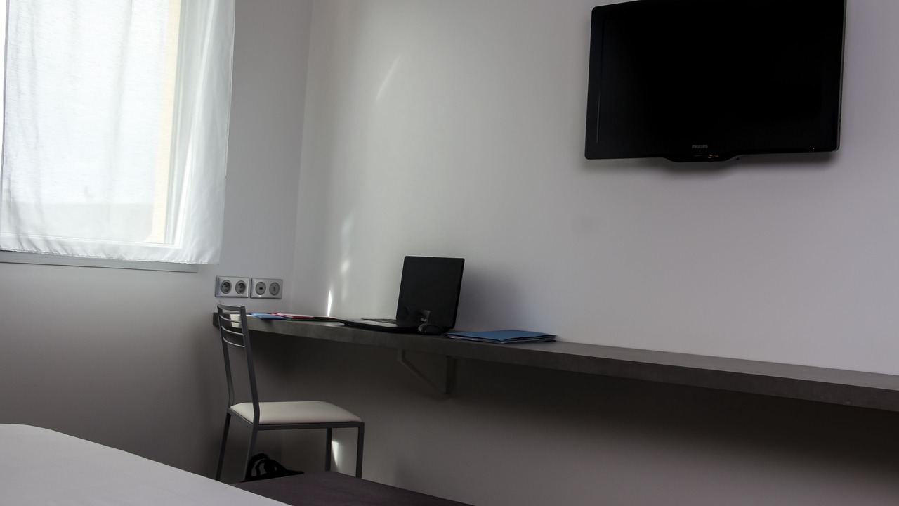 Photo of Bedroom in Pin - Vert Galant