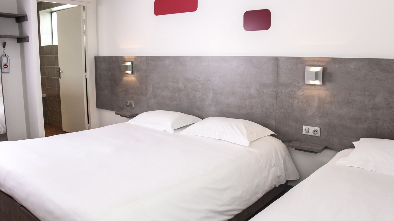 Photo of Bedroom in Pin - Vert Galant