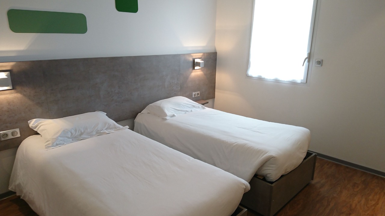 Photo of Bedroom in Pin - Vert Galant