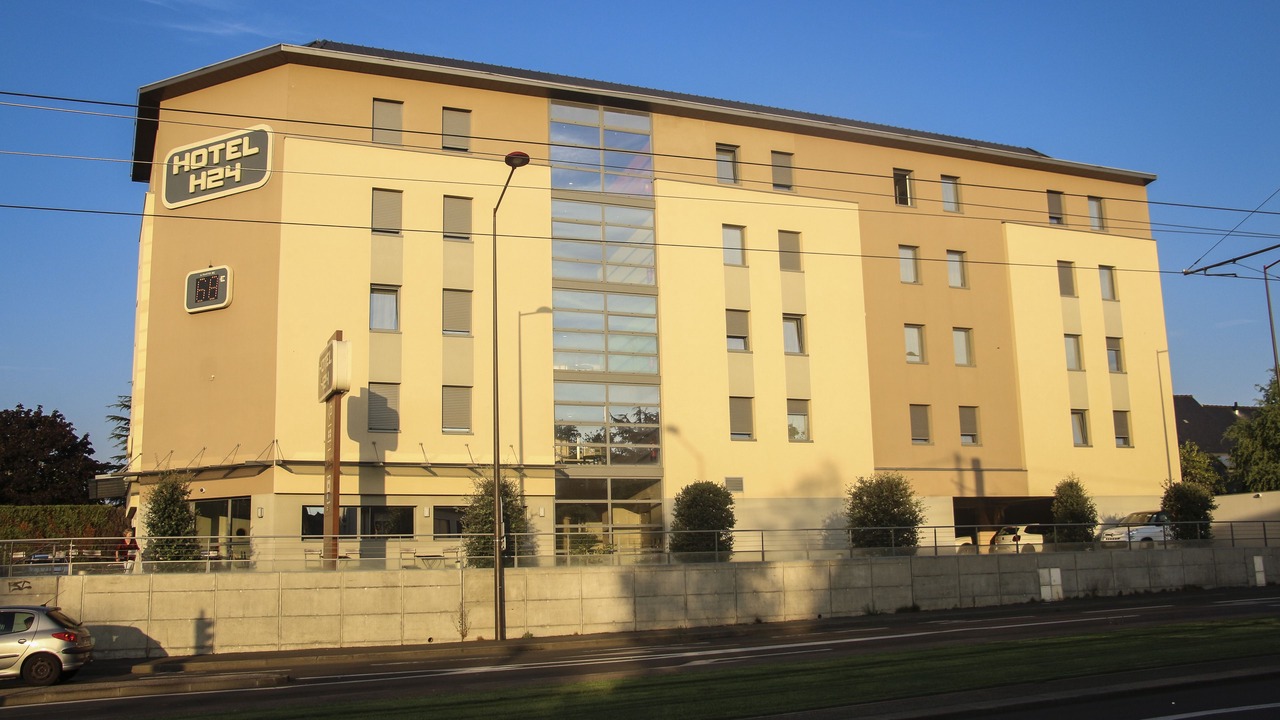 Photo of Outdoor in Pin - Vert Galant