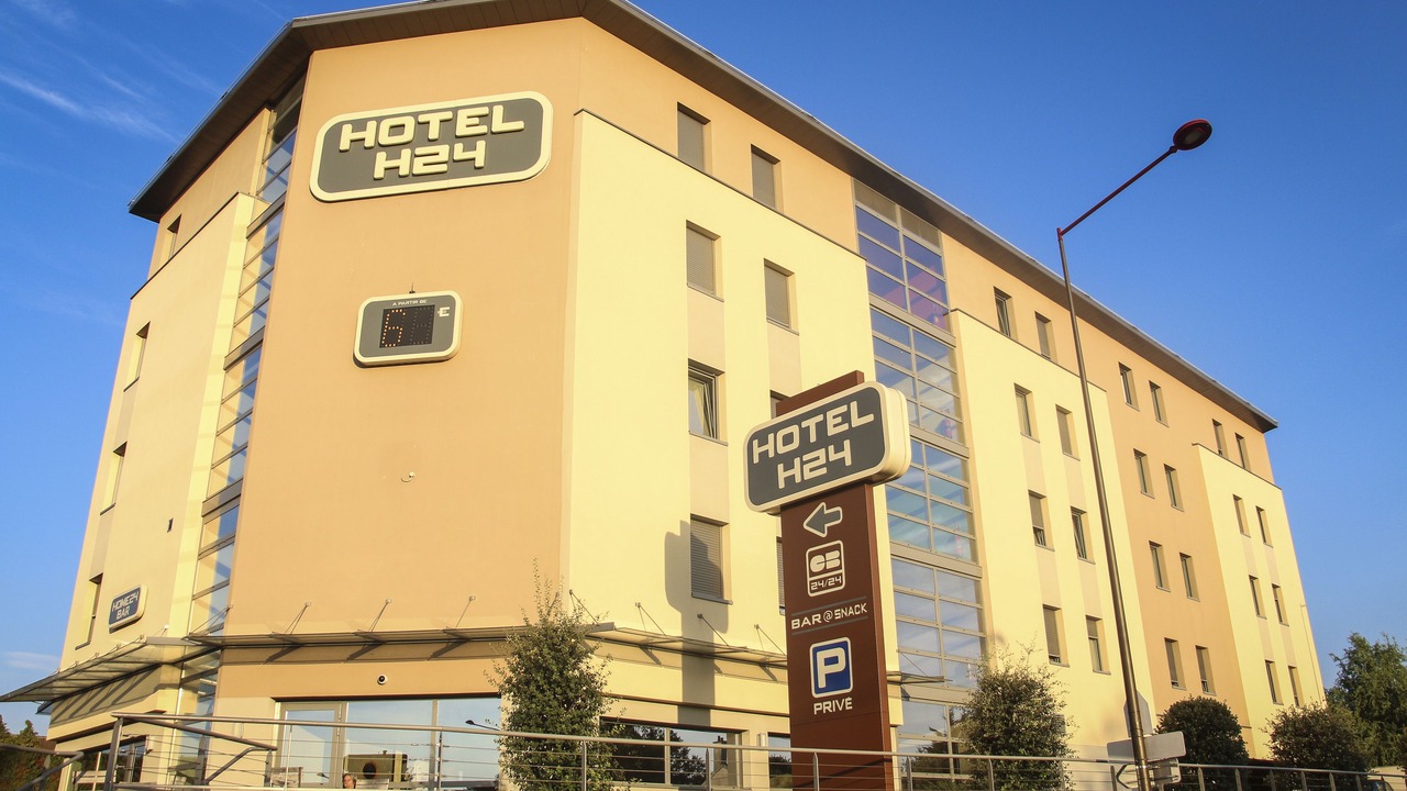 Photo of Outdoor in Pin - Vert Galant