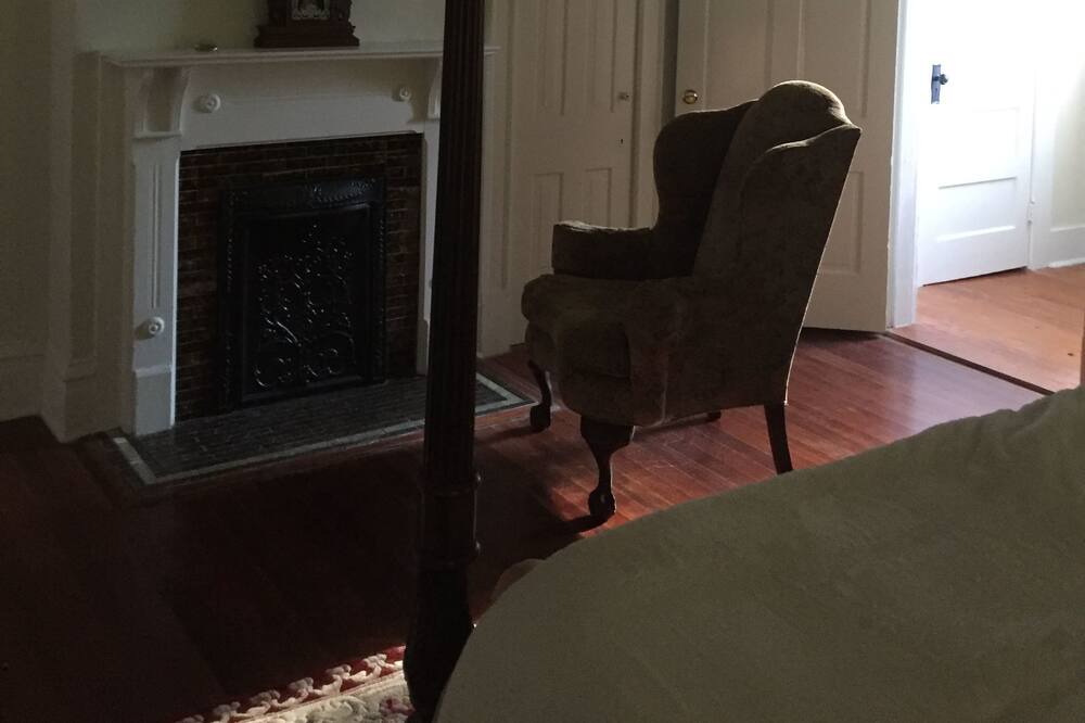 Photo of Bedroom in Port Gibson