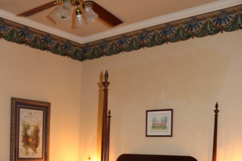 Photo of Bedroom in Port Gibson