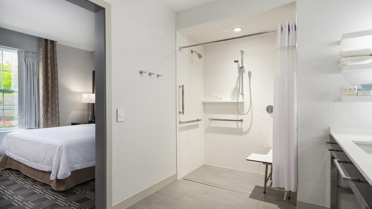 Photo of Bathroom in Martinsville