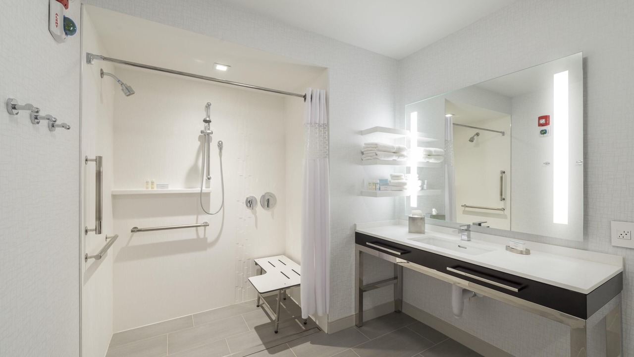 Photo of Bathroom in Martinsville