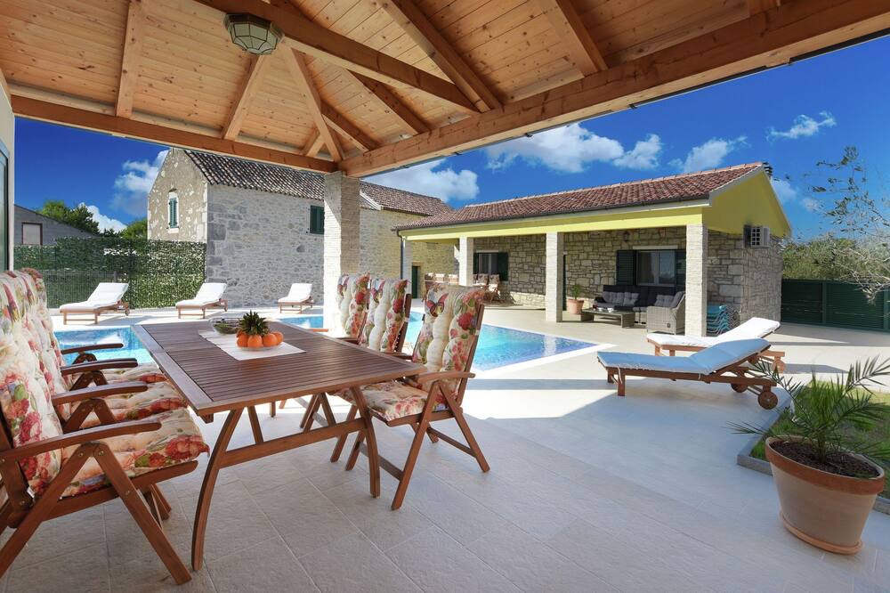 Photo of Outdoor in Lovinac