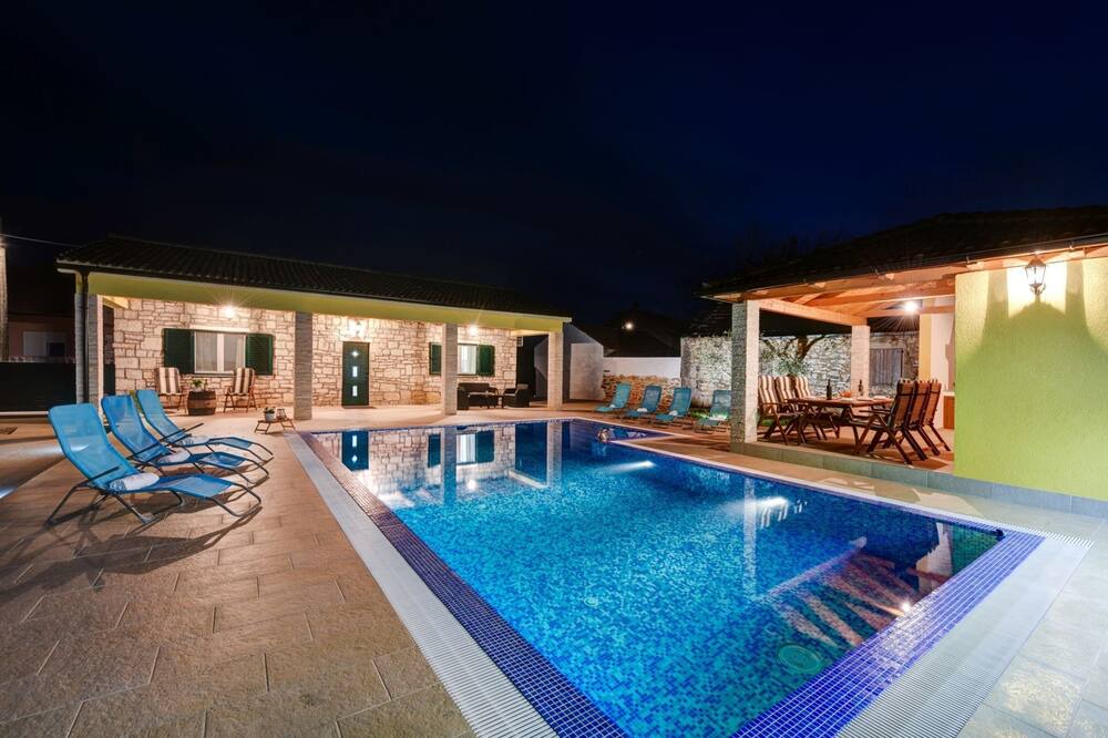 Photo of Outdoor in Lovinac