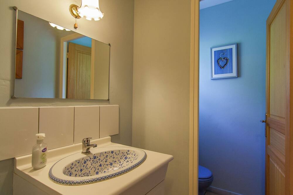 Photo of Bathroom in Masclat