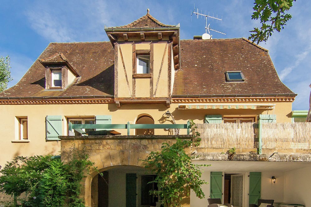 Photo of Outdoor in Masclat