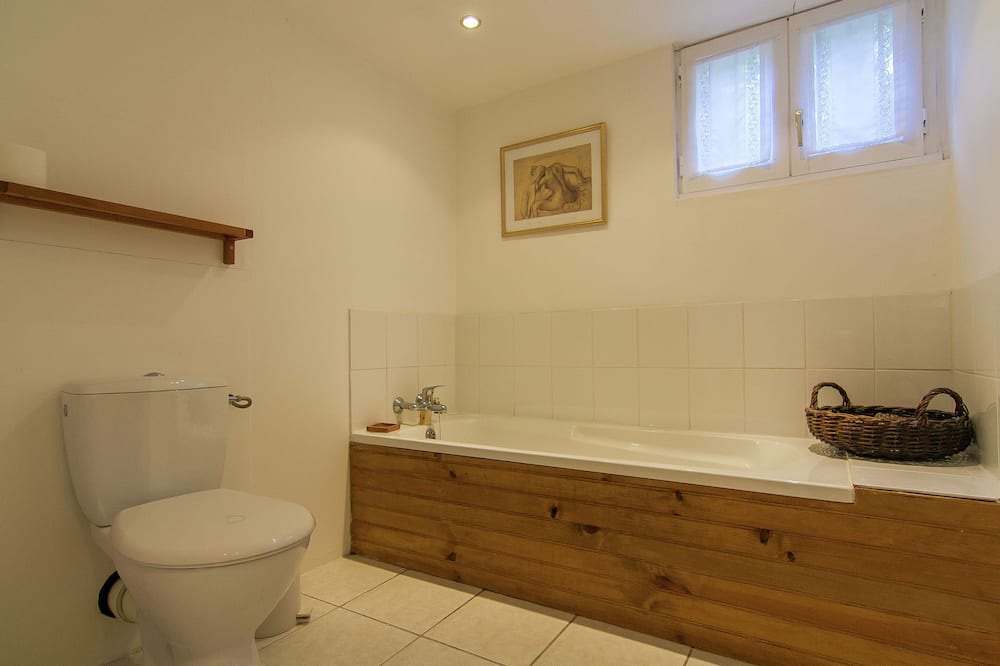 Photo of Bathroom in Masclat